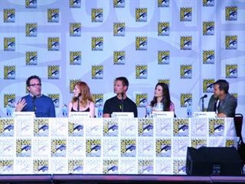 Comic-Con 2013 - Intelligence Panel - Part 1 - UClzCn8DxRSCuMFv_WfzkcrQ