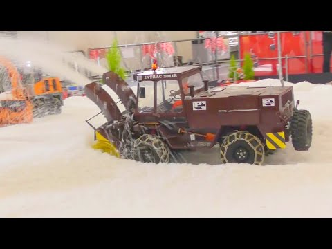 SNOW BLOWER -  RC SNOW BLOWER - AWESOME RC MACHINES ! - UCT4l7A9S4ziruX6Y8cVQRMw