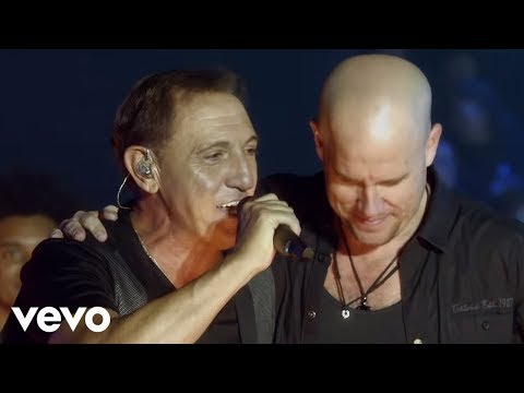 Franco de Vita - A Medio Vivir (Vuelve en Primera Fila - Live Version) ft. Gianmarco - UC5KtBmuc481JWemjYC7KPQw