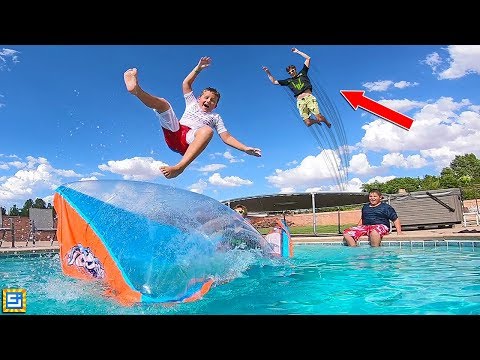GIANT Water Blob Swimming Pool Launcher vs Carter Sharer! - UCneC60ueLDbk6NVzMHUUhKg