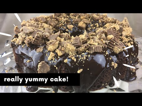 Easy & Delicious Chocolate Peanut Butter Cup Cake