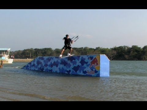 On The Loose - Building and kiteboarding a rail - Episode 5 - UCblfuW_4rakIf2h6aqANefA