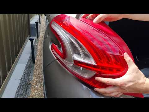 How Do You Replace The Rear Headlight Bulb Of The Peugeot 208