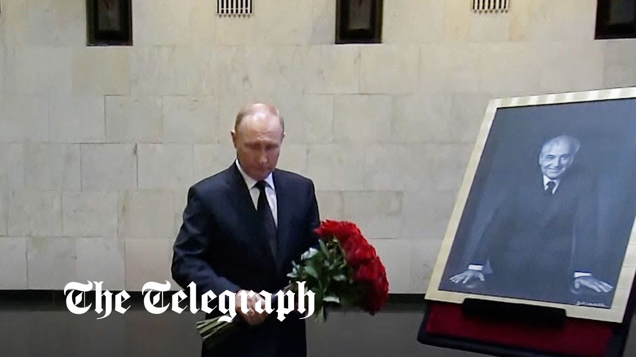 Putin pays respects to former Soviet President Gorbachev