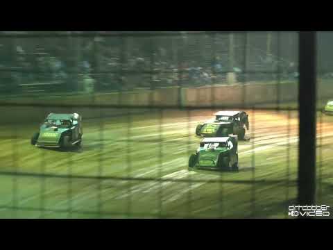 Modifieds Feature- Outlaw Speedway 10-1-22 - dirt track racing video image