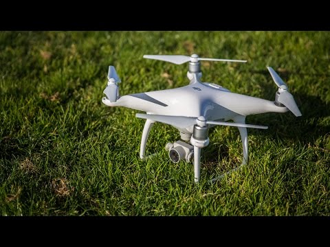 Hands-On with DJI's Phantom 4 Quadcopter Drone! - UCiDJtJKMICpb9B1qf7qjEOA