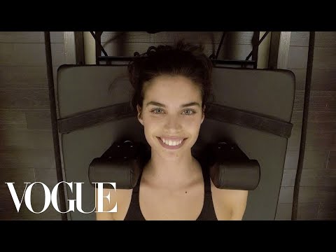 Model Sara Sampaio’s Pre-Victoria's Secret Show Workout | Vogue - UCRXiA3h1no_PFkb1JCP0yMA