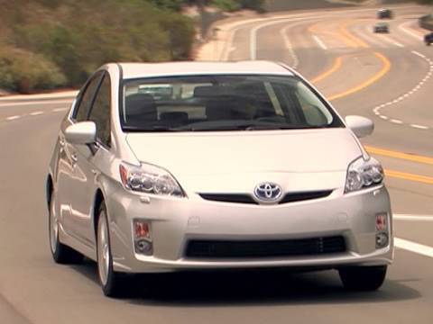 2010 Toyota Prius Review - Kelley Blue Book - UCj9yUGuMVVdm2DqyvJPUeUQ