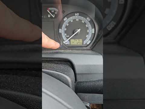 Как сбросить индикатор обслуживания на Škoda Fabia: пошаговая инструкция