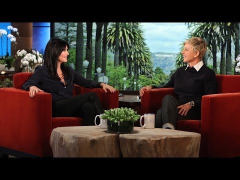 Courteney Cox's Spa Trip - UCp0hYYBW6IMayGgR-WeoCvQ