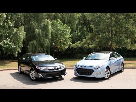 2012 Toyota Camry vs 2012 Hyundai Sonata Hybrid Comparison - UCV1nIfOSlGhELGvQkr8SUGQ