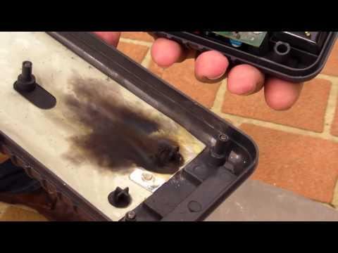 EEVblog #84 - High Energy Multimeter Destruction - UC2DjFE7Xf11URZqWBigcVOQ