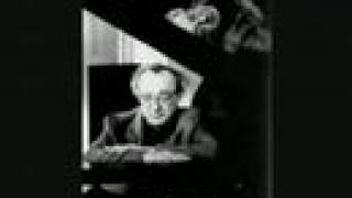 ALFRED BRENDEL - Moonlight Sonata (1st mvt)