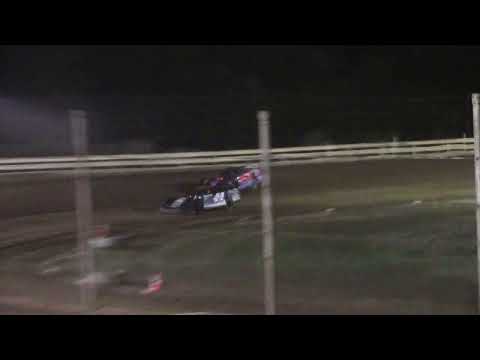 Hummingbird Speedway (8-27-22): Swanson Heavy Truck Repair Semi Late Model Feature - dirt track racing video image