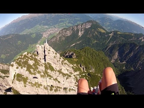 Running, Paragliding, Kayaking, and MTB - Red Bull Dolomitenmann 2012 - UCblfuW_4rakIf2h6aqANefA