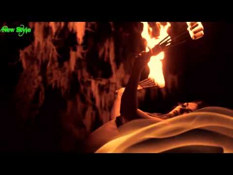 Ashley Wallbridge feat. Elleah - Keep The Fire (Club Mix) - UCjgAulx6bw49hJ4FxQTijjA
