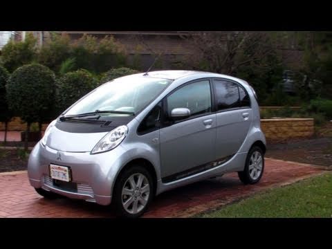 Mitsubishi iMiEV Electric Car Test Drive - EEVblog #179 - UC2DjFE7Xf11URZqWBigcVOQ