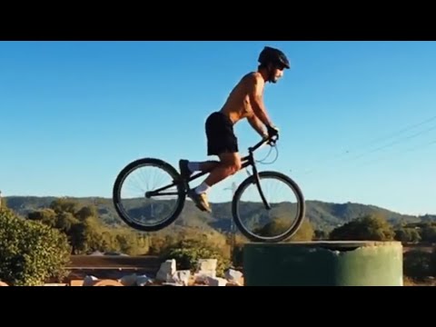 PEOPLE ARE AWESOME 2017 (Cycling Edition) | Downhill MTB, Street Trials & BMX Tricks - UCIJ0lLcABPdYGp7pRMGccAQ