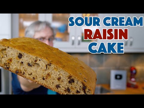 1936 Sour Cream Raisin Cake || Glen & Friends Cooking