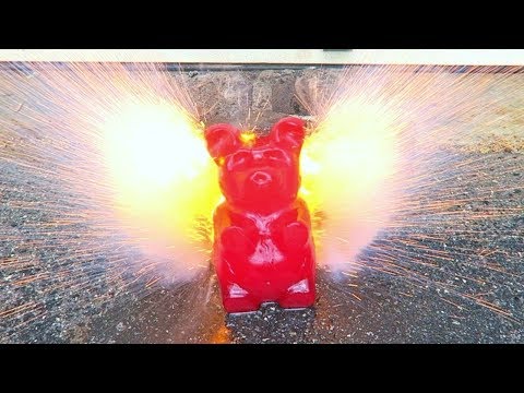 Don't put Sodium Metal in 5lb Gummy Bear - UCe_vXdMrHHseZ_esYUskSBw