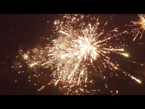 Neighborhood Fireworks with DJI Phantom 3 - July 4th 2015 - UCTs-d2DgyuJVRICivxe2Ktg