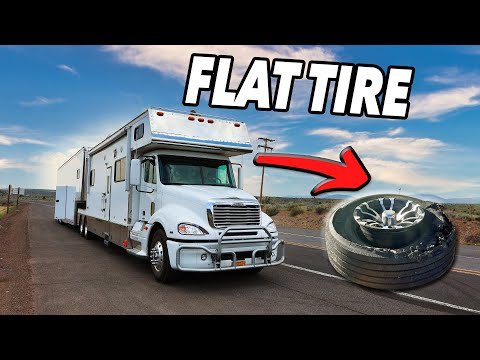 Knoxville Or Bust : On The Road To Race! - dirt track racing video image