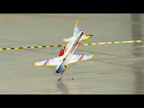 WORLD CHAMPION DONATAS PAUZUOLIS INDOOR AEROBATICS / Fair Leipzig Germany 2016 - UCOM2W7YxiXPtKobhrYasZDg