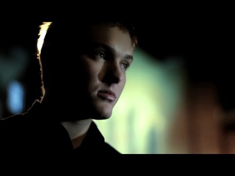 tyDi feat. Audrey Gallagher - World's Apart (Official Music Video) - UCGZXYc32ri4D0gSLPf2pZXQ