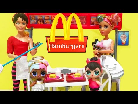 LOL Families ! The Sugar & Spice Family McDonald's Drive Thru Fail ! Toys and Dolls Kids Fun | SWTAD - UCGcltwAa9xthAVTMF2ZrRYg