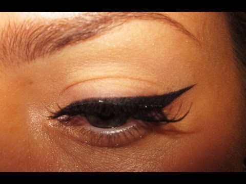 Perfect Winged Eyeliner (my secret weapon) - UCLFW3EKD2My9swWH4eTLaYw