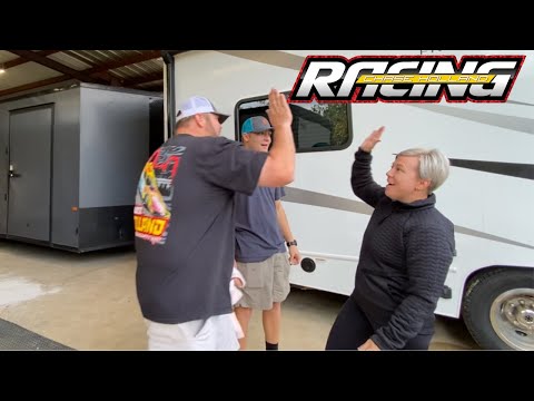 Momma Squirrel Gives Away our SPEED SECRETS at the Gateway Dirt Nationals!!!👀 - dirt track racing video image