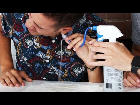 People Extract Their Own Earwax - UCBUVGPsJzc1U8SECMgBaMFw