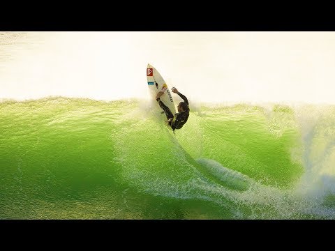 Surfing and style. SACA: The story of Tiago Pires E3 - UCblfuW_4rakIf2h6aqANefA