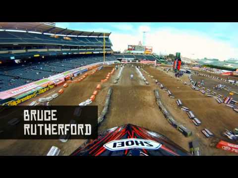 GoPro HD: Anaheim II Monster Energy Supercross 2011 - UCqhnX4jA0A5paNd1v-zEysw