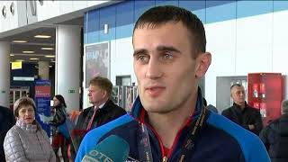 Александр Захаров - чемпион мира по кикбоксингу -  вернулся домой