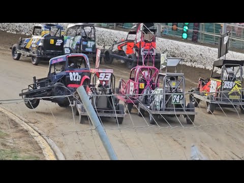 Robertson Prestige Speedway - Ministocks - 30/12/23 - dirt track racing video image