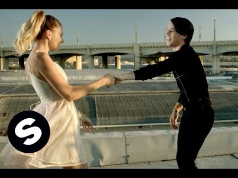 MOGUAI ft. CHEAT CODES - Hold On (Official Music Video) - UCpDJl2EmP7Oh90Vylx0dZtA