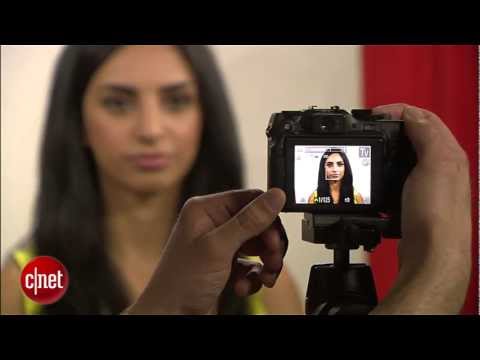 CNET How to: Take your own passport photos - UCOmcA3f_RrH6b9NmcNa4tdg