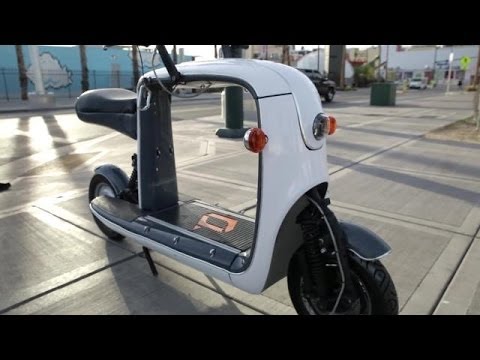 Lit Motors Kubo Cargo Scooter | CES 2014 - UCCjyq_K1Xwfg8Lndy7lKMpA