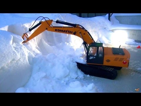 RC ADVENTURES - Excavating Cocaine Ridge - 1/12 Scale Earth Digger 4200XL Hydraulic Excavator - UCxcjVHL-2o3D6Q9esu05a1Q