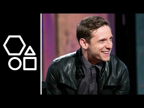 Jamie Bell on 'Turn: Washington's Spies' | AOL BUILD - UClZmCCcrhNaXhWYvZNIolWg