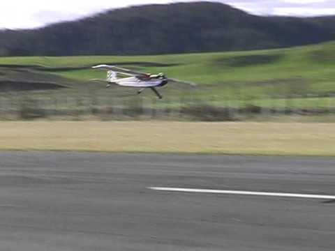 Super short circuits flown with an RC model plane - UCQ2sg7vS7JkxKwtZuFZzn-g