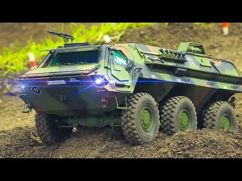 SPINNING WHEELS*TANKS STUCK IN DIRT!! STUNNING RC MODEL TANK, RC MILITARY VEHICLES IN ACTION - UCOM2W7YxiXPtKobhrYasZDg