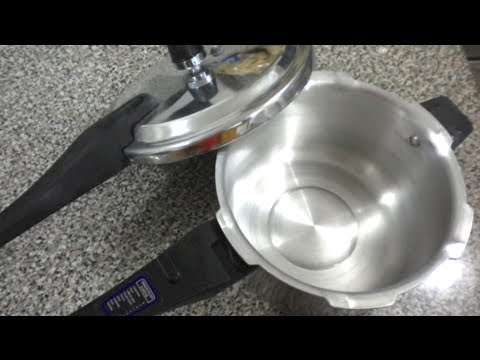 COMO CURAR OLLA DE PRESION (TIP DE COCINA) | Vicky Receta Facil - UCewhO42h_TIKZdntpI-v39g