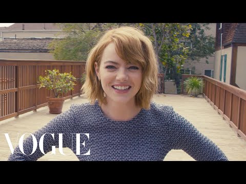 73 Questions With Emma Stone | Vogue - UCRXiA3h1no_PFkb1JCP0yMA