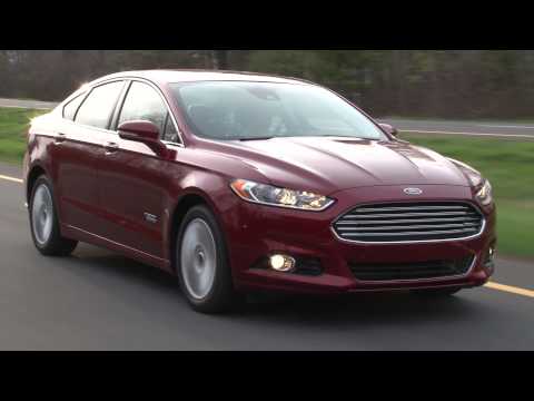 2013 Ford Fusion Energi - Drive Time Review with Steve Hammes - UC9fNJN3MSOjY_WfhhsgNJNw