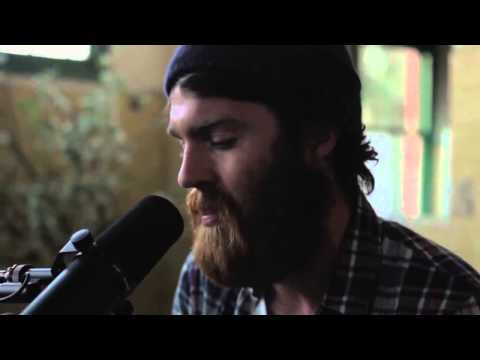 Chet Faker -  Love & Feeling Live Sessions - UCntskHZIrZYKFMVWS9IcUew