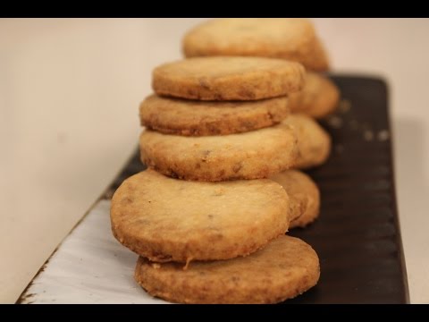 Jeera Biscuits |  Sanjeev Kapoor Khazana - UCmoX4QULJ9MB00xW4coMiOw