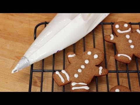 Royal Icing Recipe - Laura Vitale - Laura in the Kitchen Episode 252 - UCNbngWUqL2eqRw12yAwcICg