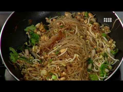 Thai Fried Noodles - Sanjeev Kapoor's Kitchen - UCthIcpK06l9bhi9ISgreocw